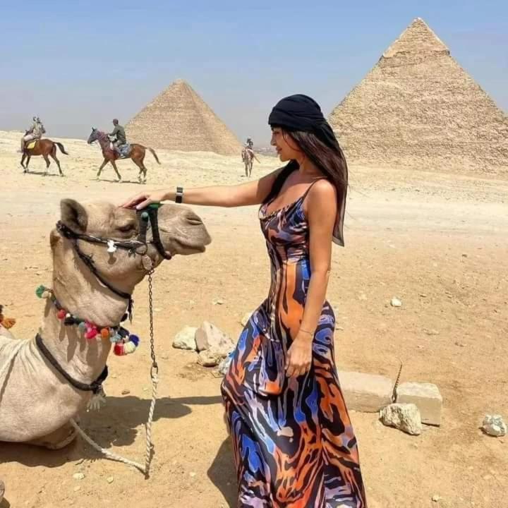 Mesho Falcon Pyramids View Inn Kafrat al Jabal Exterior photo