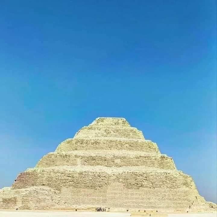 Mesho Falcon Pyramids View Inn Kafrat al Jabal Exterior photo
